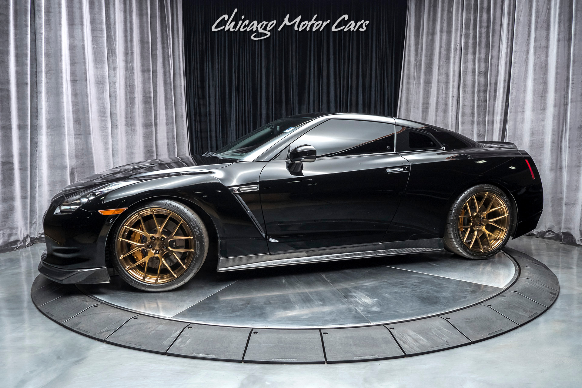 Used-2010-Nissan-GT-R-Premium-Coupe-UPGRADES-VERY-WELL-MAINTAINED