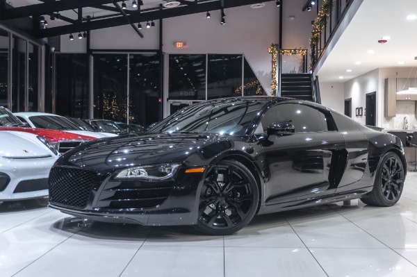 Used 2012 Audi R8 5.2L QUATTRO Coupe 6-SPEED! CARBON PKG! LEATHER PKG! FABSPEED EXHAUST! UPGRADES! for sale Sold at Chicago Motor Cars in West Chicago IL 60185 2