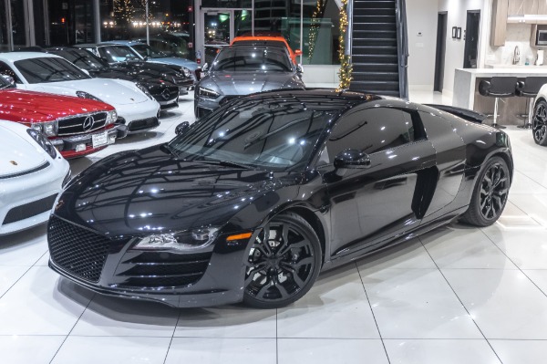 Used 2012 Audi R8 5.2L QUATTRO Coupe 6-SPEED! CARBON PKG! LEATHER PKG! FABSPEED EXHAUST! UPGRADES! for sale Sold at Chicago Motor Cars in West Chicago IL 60185 3
