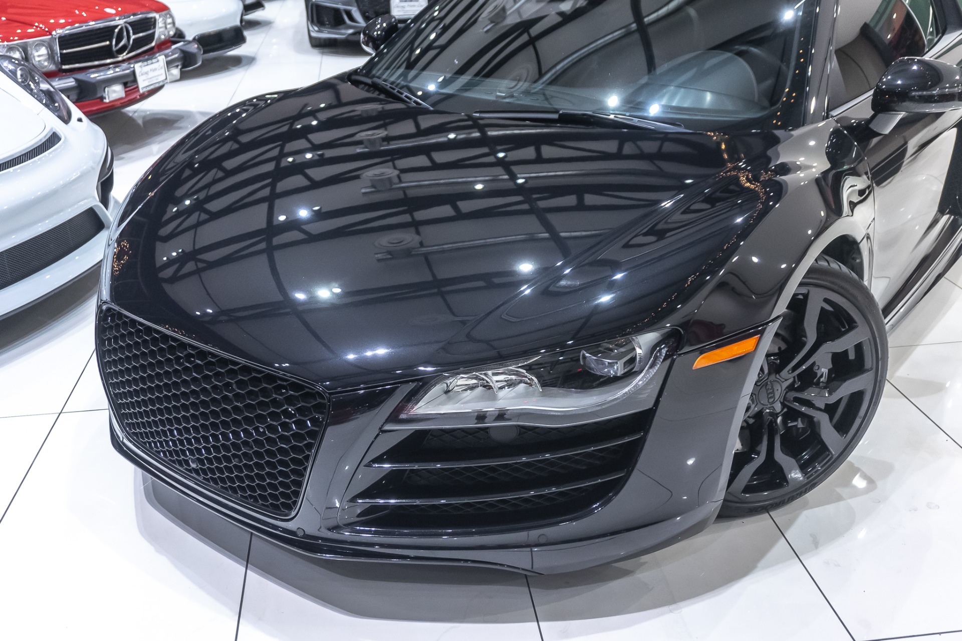 Used-2012-Audi-R8-52L-QUATTRO-Coupe-6-SPEED-CARBON-PKG-LEATHER-PKG-FABSPEED-EXHAUST-UPGRADES