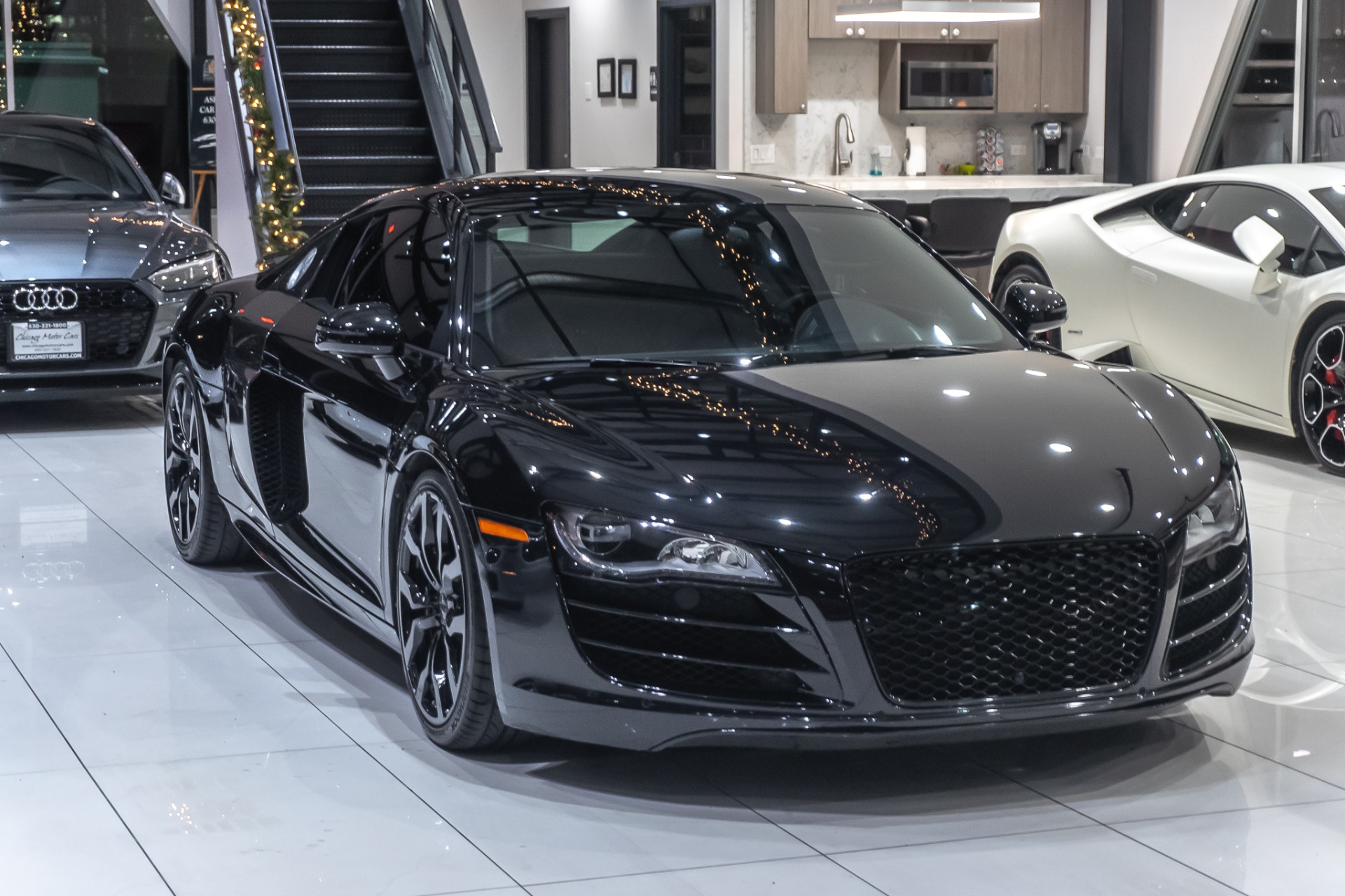 Used-2012-Audi-R8-52L-QUATTRO-Coupe-6-SPEED-CARBON-PKG-LEATHER-PKG-FABSPEED-EXHAUST-UPGRADES