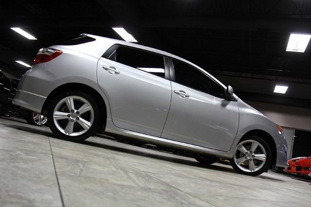 New-2009-Toyota-Matrix-S