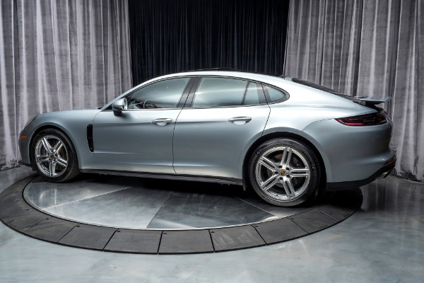 Used 2018 Porsche Panamera 4 AWD Sedan Premium Package MSRP $107k+ for sale Sold at Chicago Motor Cars in West Chicago IL 60185 3