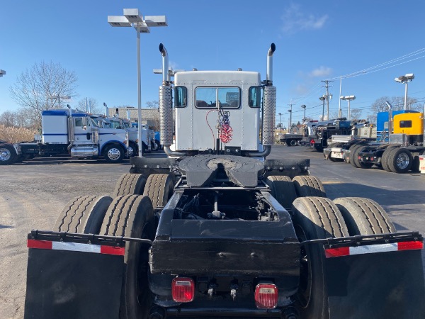 Used-2004-Kenworth-T800W