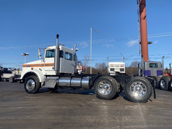 Used-2004-Kenworth-T800W