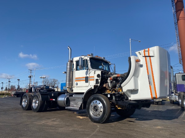 Used-2004-Kenworth-T800W