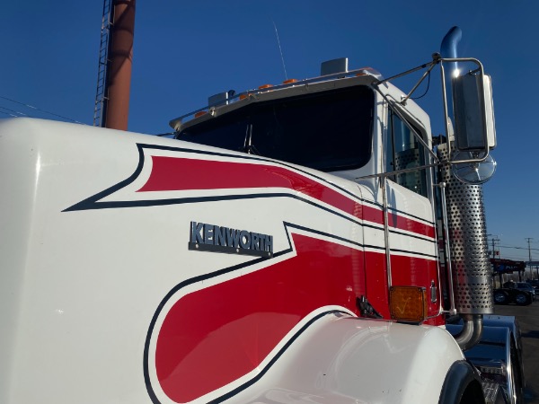 Used-2004-Kenworth-T800W