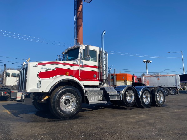 Used 2004 Kenworth T800W for sale Sold at Chicago Motor Cars in West Chicago IL 60185 2