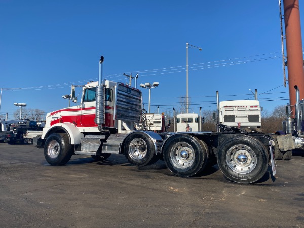 Used 2004 Kenworth T800W for sale Sold at Chicago Motor Cars in West Chicago IL 60185 3