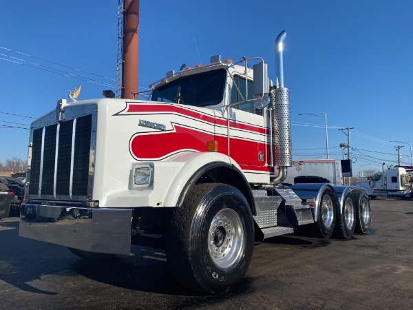 Used 2004 Kenworth T800W for sale Sold at Chicago Motor Cars in West Chicago IL 60185 5