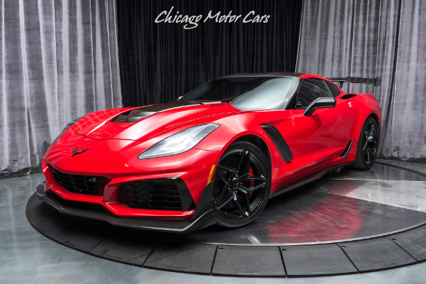 Used 2019 Chevrolet Corvette ZR1 3ZR Coupe MSRP $143k+ ZR1 TRACK PERFORMANCE PACKAGE! for sale Sold at Chicago Motor Cars in West Chicago IL 60185 2