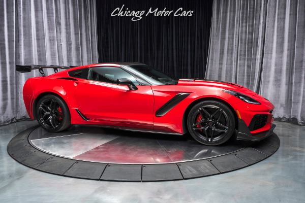 Used 2019 Chevrolet Corvette ZR1 3ZR Coupe MSRP $143k+ ZR1 TRACK PERFORMANCE PACKAGE! for sale Sold at Chicago Motor Cars in West Chicago IL 60185 6