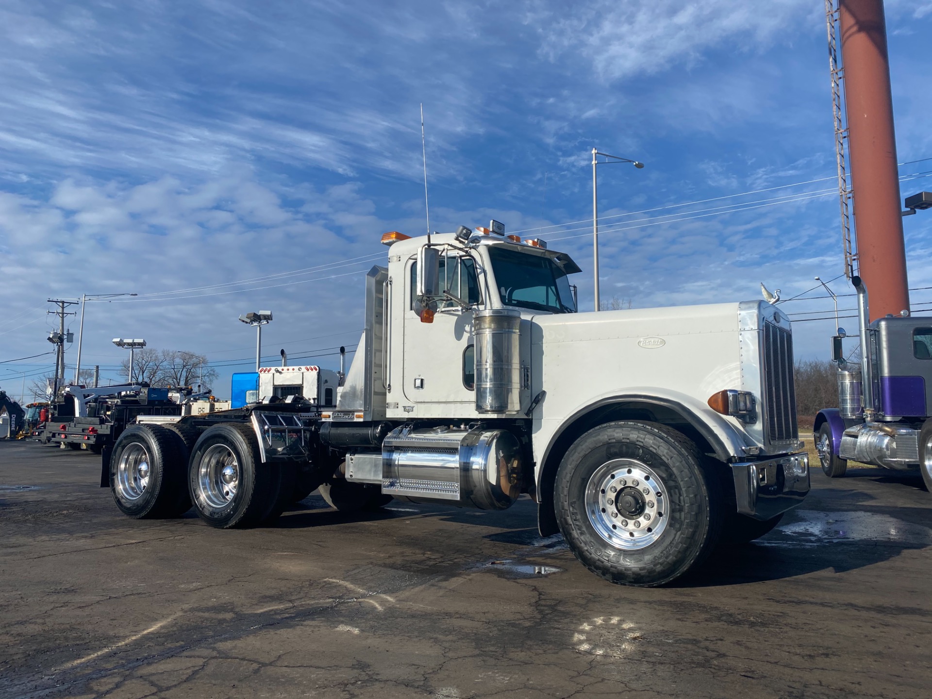 Used 1999 Peterbilt 379 T/A Heavy Haul for sale Sold at Chicago Motor Cars in West Chicago IL 60185 1