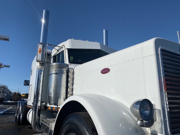 Used-2004-Peterbilt-379EXHD