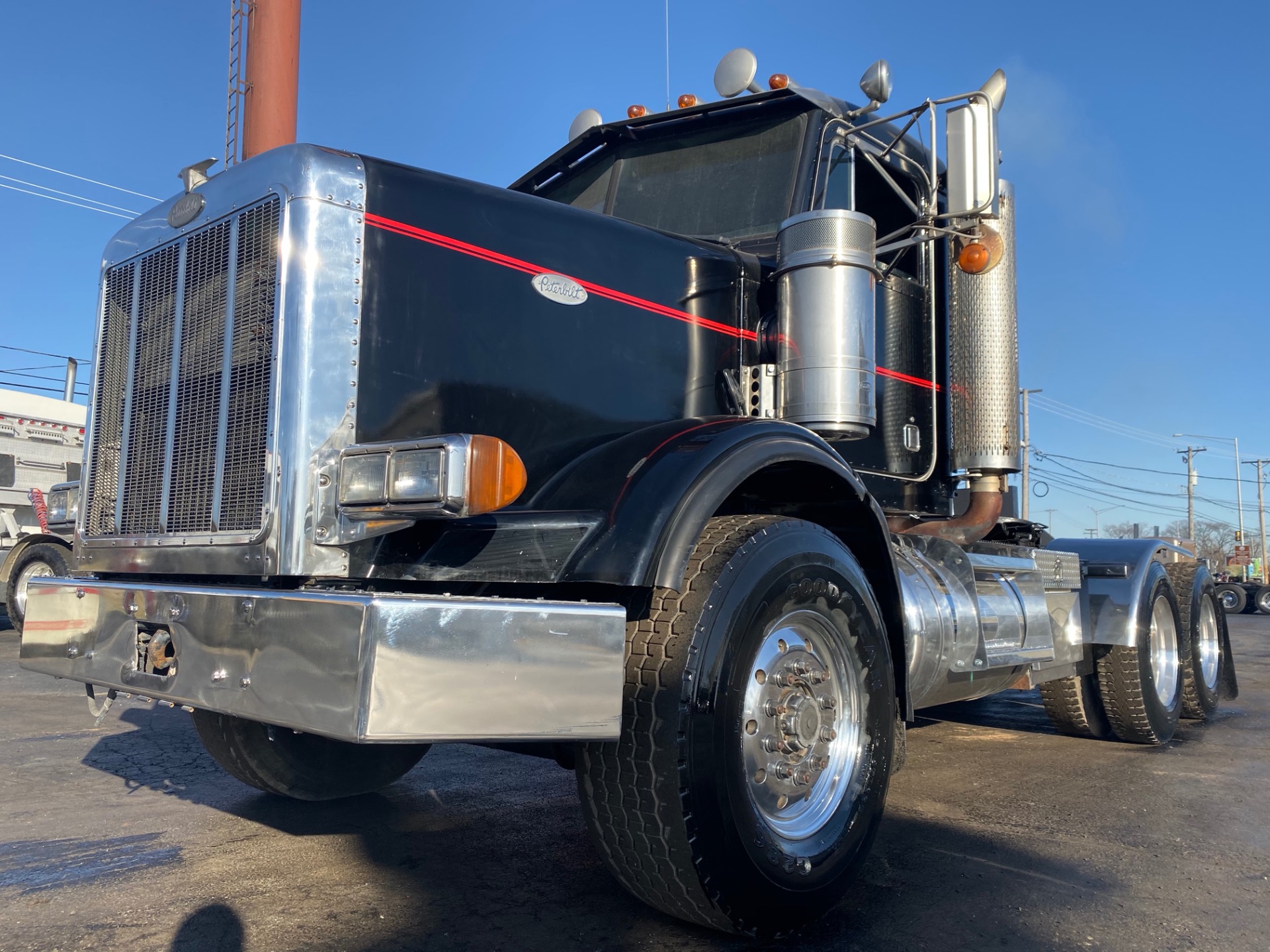 Used-1998-Peterbilt-378