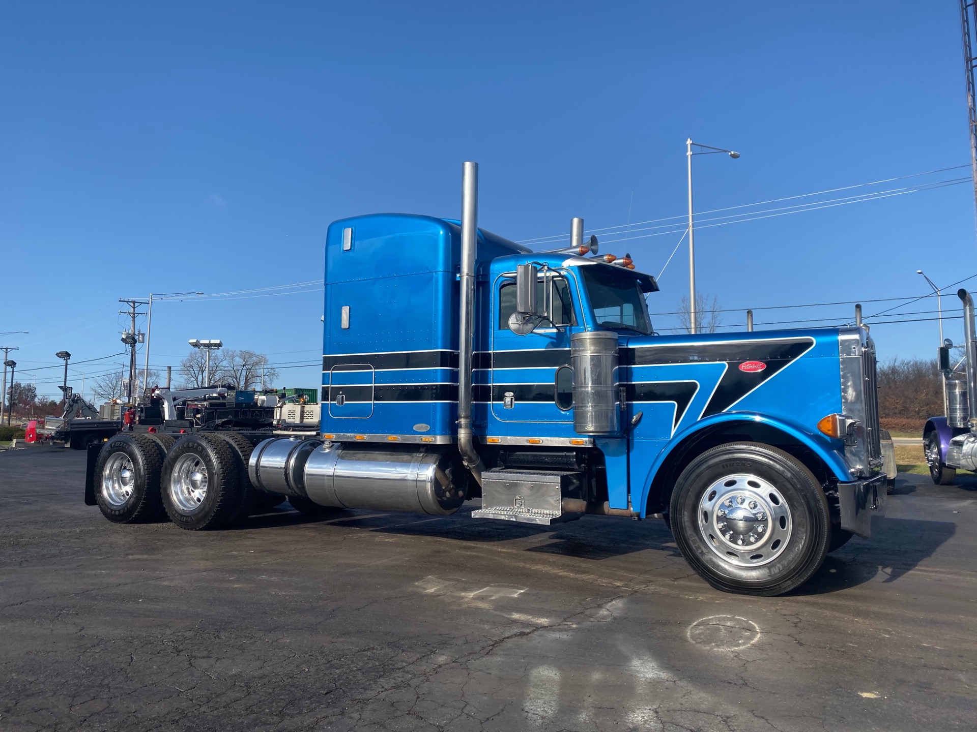 Used-1994-Peterbilt-379EXHD