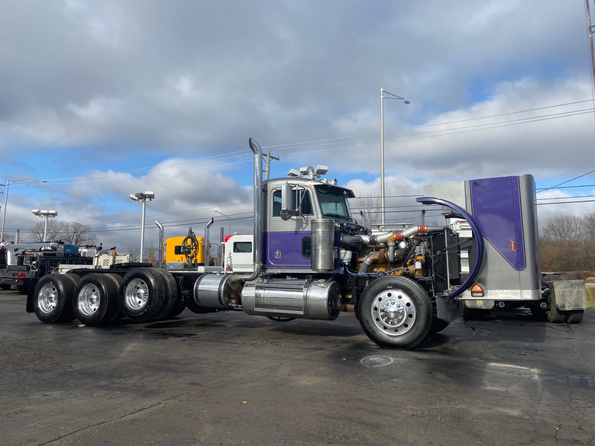 Used-1993-Peterbilt-379