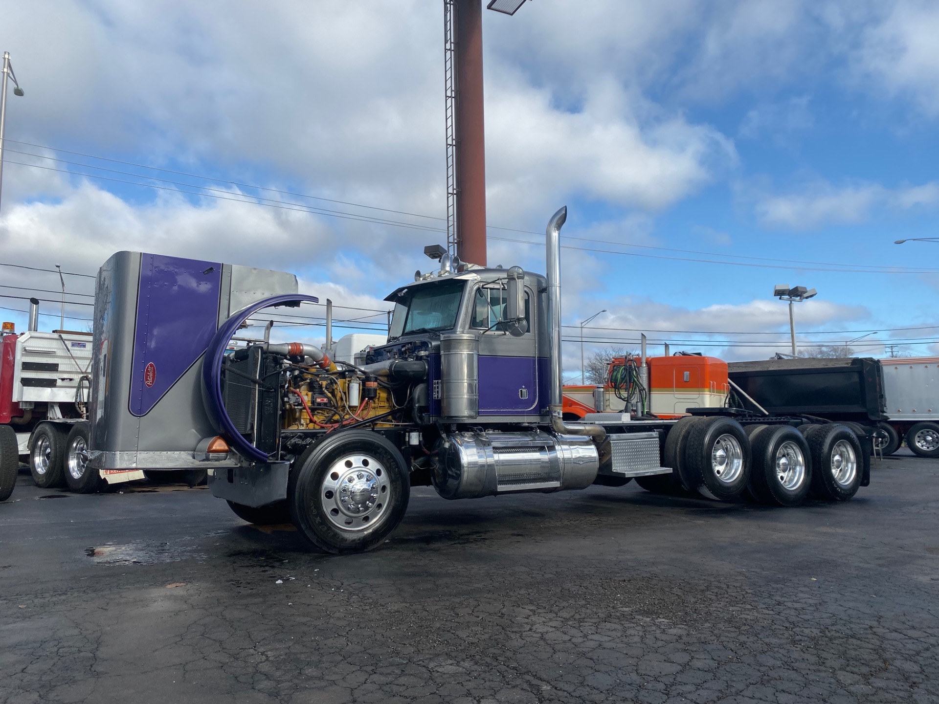 Used-1993-Peterbilt-379