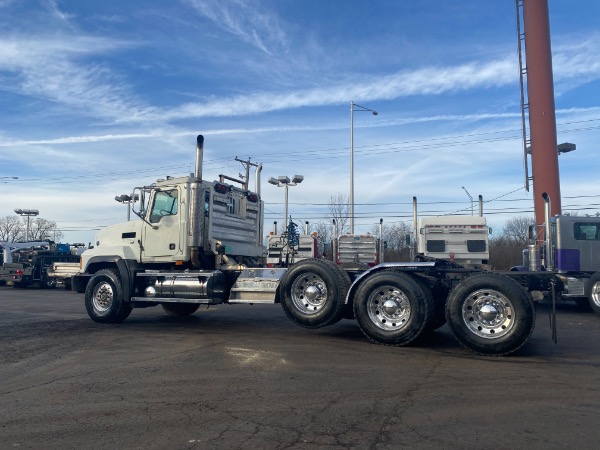 Used 2007 Mack CL733 Day Cab Truck Tractor for sale Sold at Chicago Motor Cars in West Chicago IL 60185 3