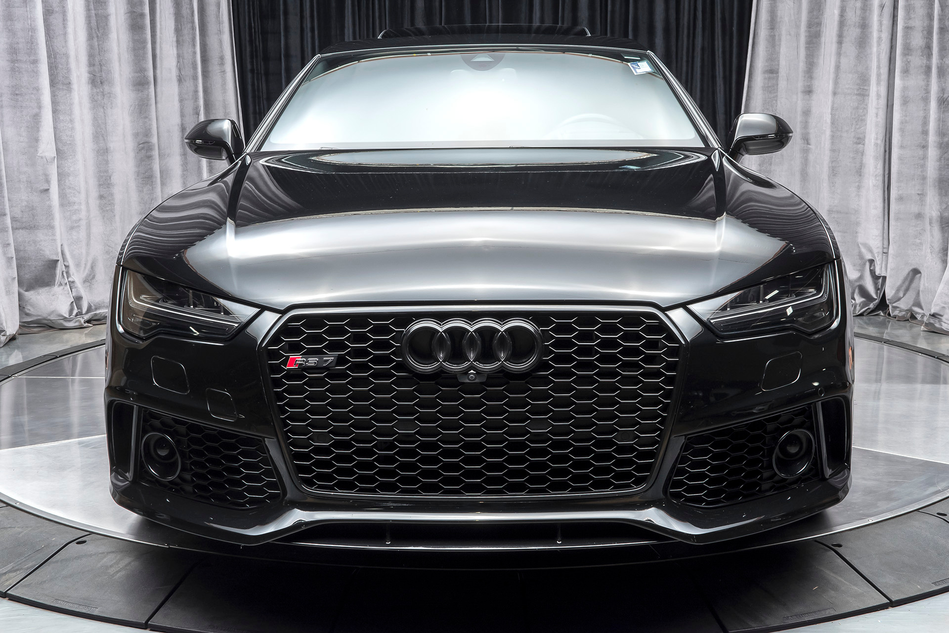 Audi rs7 quattro