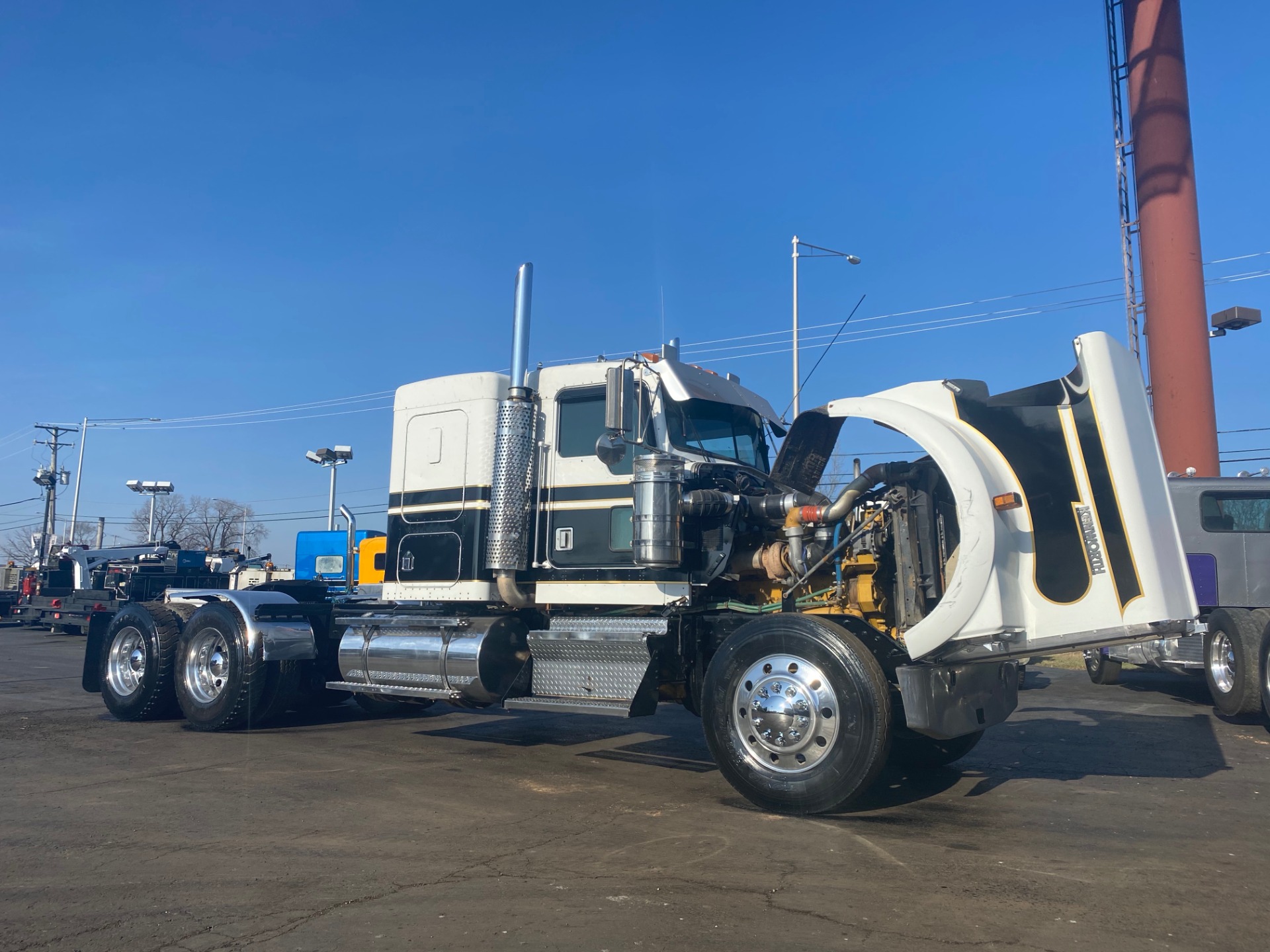 Used-1996-Kenworth-W900