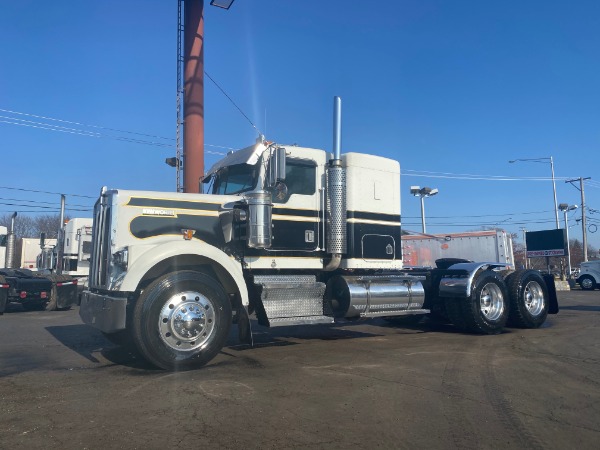 Used 1996 Kenworth W900 for sale Sold at Chicago Motor Cars in West Chicago IL 60185 2