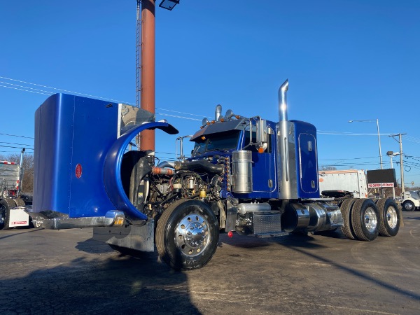 Used-2014-Peterbilt-389