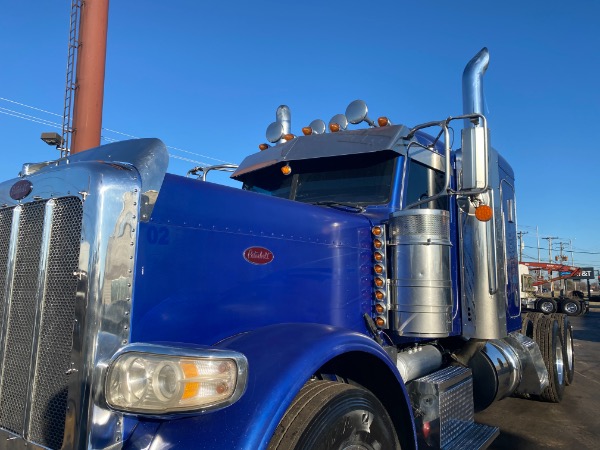 Used 2014 Peterbilt 389 for sale Sold at Chicago Motor Cars in West Chicago IL 60185 5