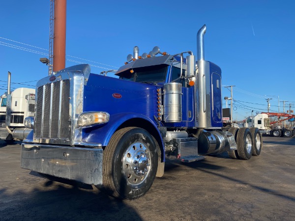 Used 2014 Peterbilt 389 for sale Sold at Chicago Motor Cars in West Chicago IL 60185 6
