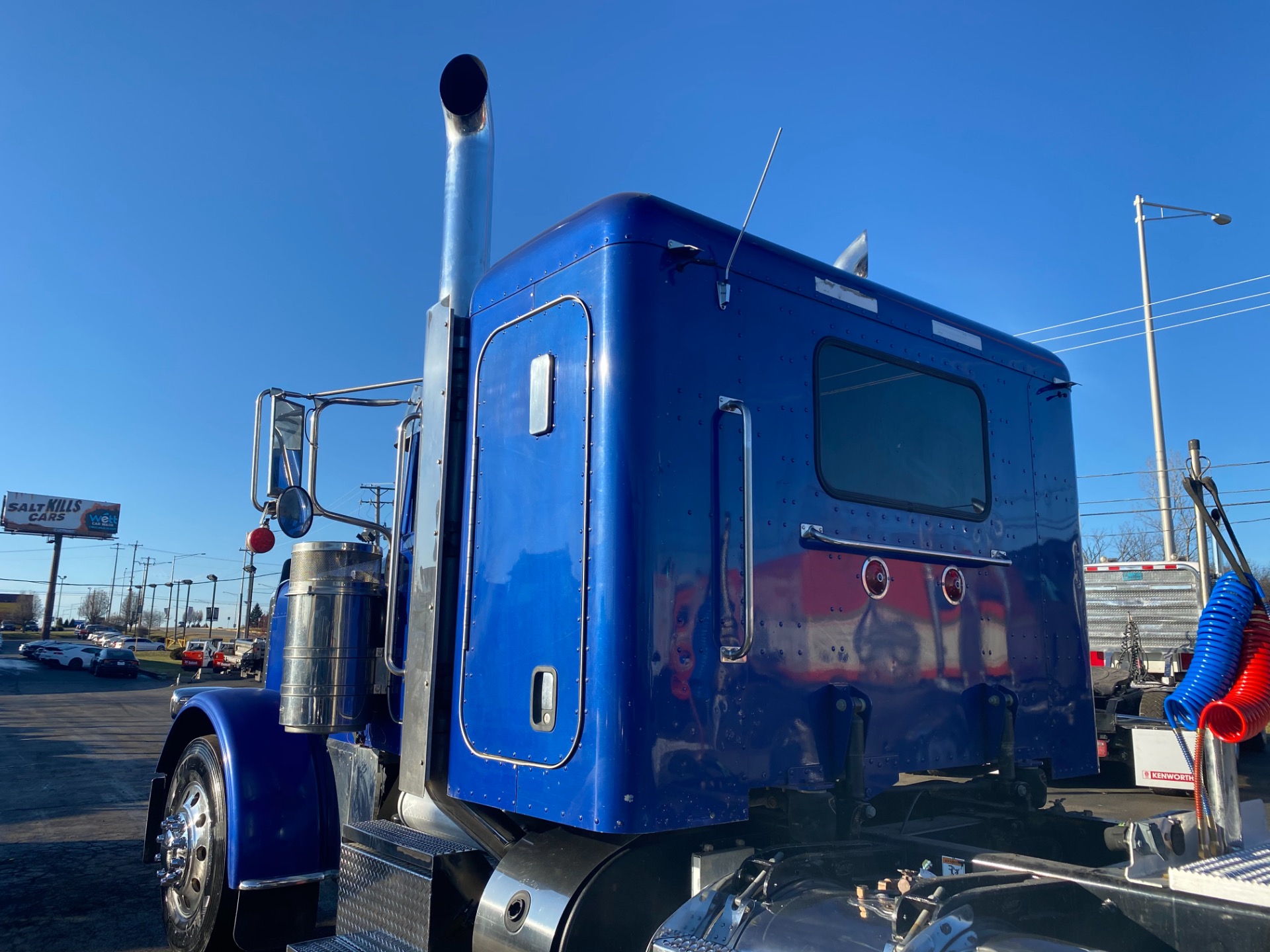 Used-2014-Peterbilt-389