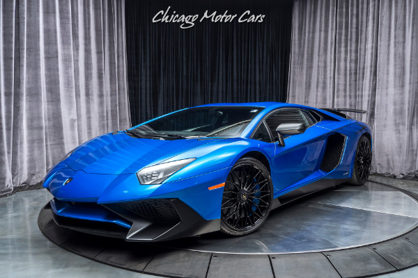 Used 2016 Lamborghini Aventador LP825-4 SV Coupe **RARE!** FACTORY POWER PACKAGE & RACING EXHAUST! for sale Sold at Chicago Motor Cars in West Chicago IL 60185 4