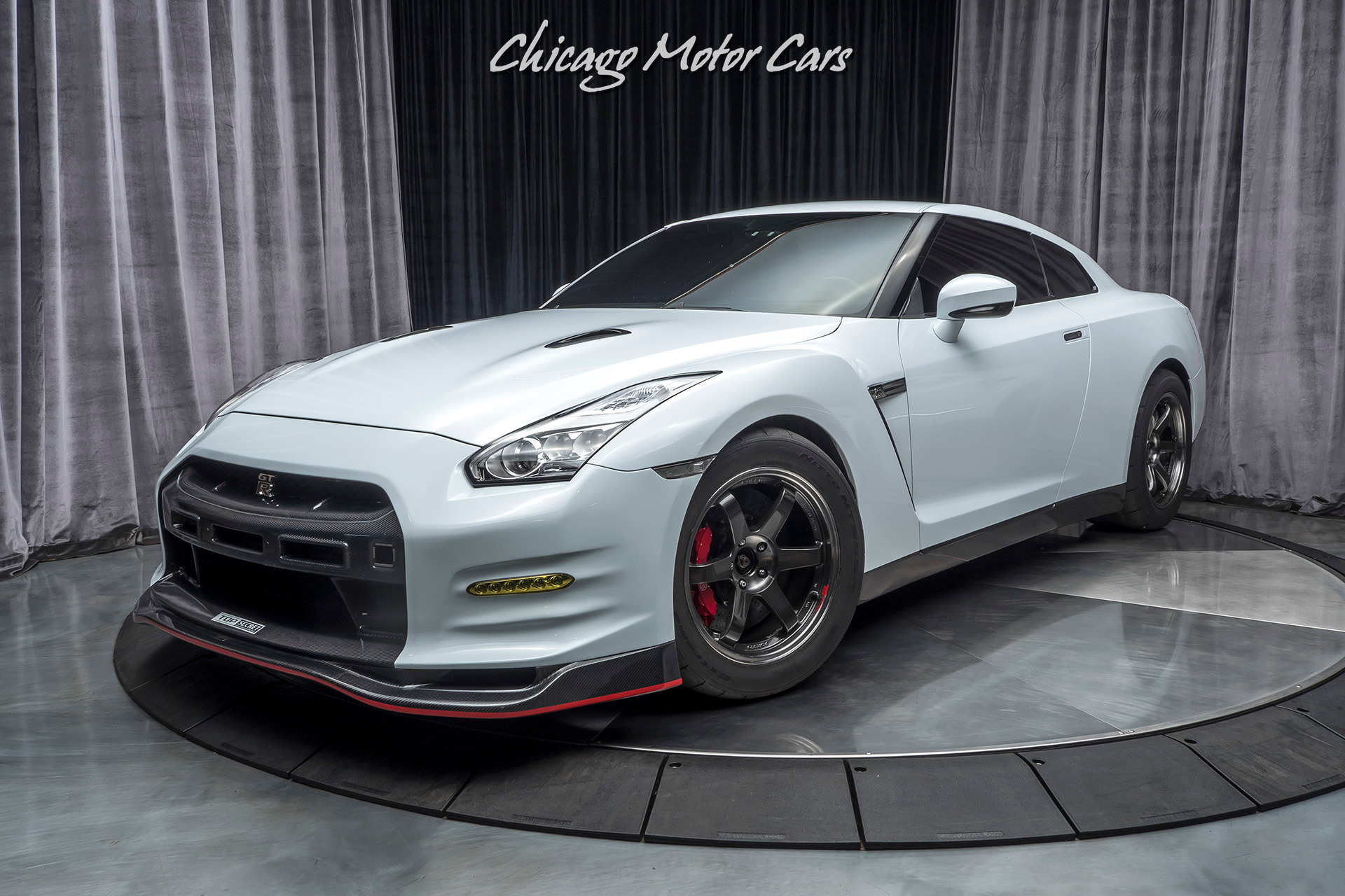 Used-2010-Nissan-GT-R-Premium-Coupe-1300-WHP-ONLY-20-MILES-ON-THE-ENGINE