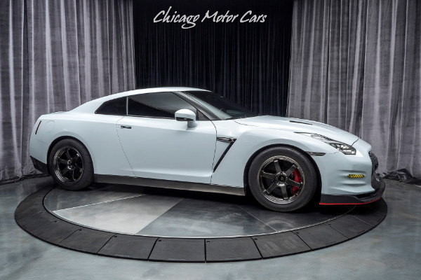 Used 2010 Nissan GT-R Premium Coupe 1,300+ WHP! ONLY 20 MILES ON THE ENGINE! for sale Sold at Chicago Motor Cars in West Chicago IL 60185 6