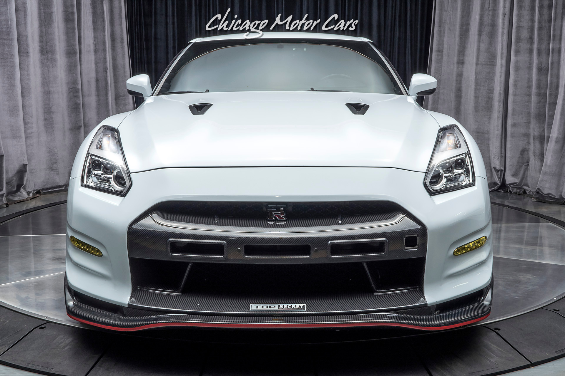 Used-2010-Nissan-GT-R-Premium-Coupe-1300-WHP-ONLY-20-MILES-ON-THE-ENGINE