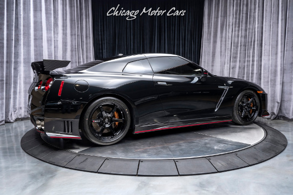Used 2018 Nissan GT-R NISMO Coupe SUPER RARE EXAMPLE! ONLY 108 MILES! for sale Sold at Chicago Motor Cars in West Chicago IL 60185 5