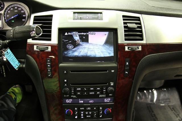 New-2009-Cadillac-Escalade-AWD