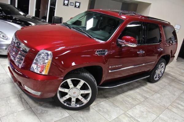 New-2009-Cadillac-Escalade-AWD