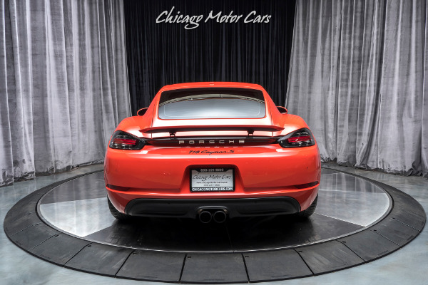 Used 2018 Porsche 718 Cayman S Coupe MSRP $81K+ 6-SPEED MANUAL! ONLY 2,200 MILES! for sale Sold at Chicago Motor Cars in West Chicago IL 60185 4