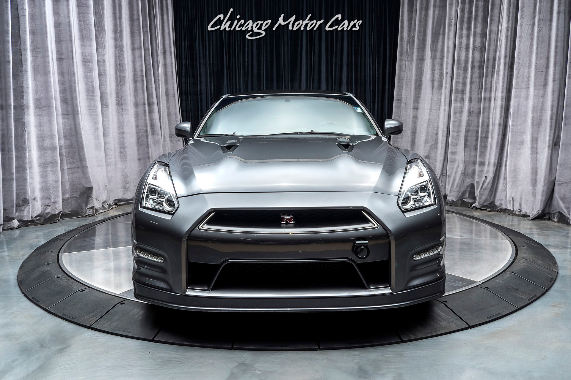 Used-2015-Nissan-GT-R-Premium-Coupe-AMS-ALPHA-7-PACKAGE-700-HORSEPOWER