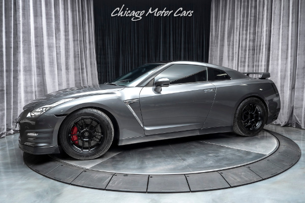 Used 2015 Nissan GT-R Premium Coupe AMS ALPHA 7 PACKAGE! 700 HORSEPOWER! for sale Sold at Chicago Motor Cars in West Chicago IL 60185 1