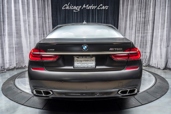 Used 2017 BMW M760i xDrive Sedan MSRP $171,895+ TWIN-TURBO V12 ENGINE! REAR SEAT ENTERTAINMENT! for sale Sold at Chicago Motor Cars in West Chicago IL 60185 4