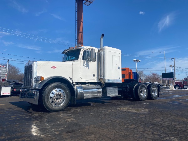 Used 2004 Peterbilt 379 Truck Tractor for sale Sold at Chicago Motor Cars in West Chicago IL 60185 2
