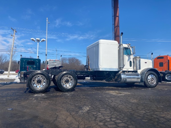 Used 2004 Peterbilt 379 Truck Tractor for sale Sold at Chicago Motor Cars in West Chicago IL 60185 4