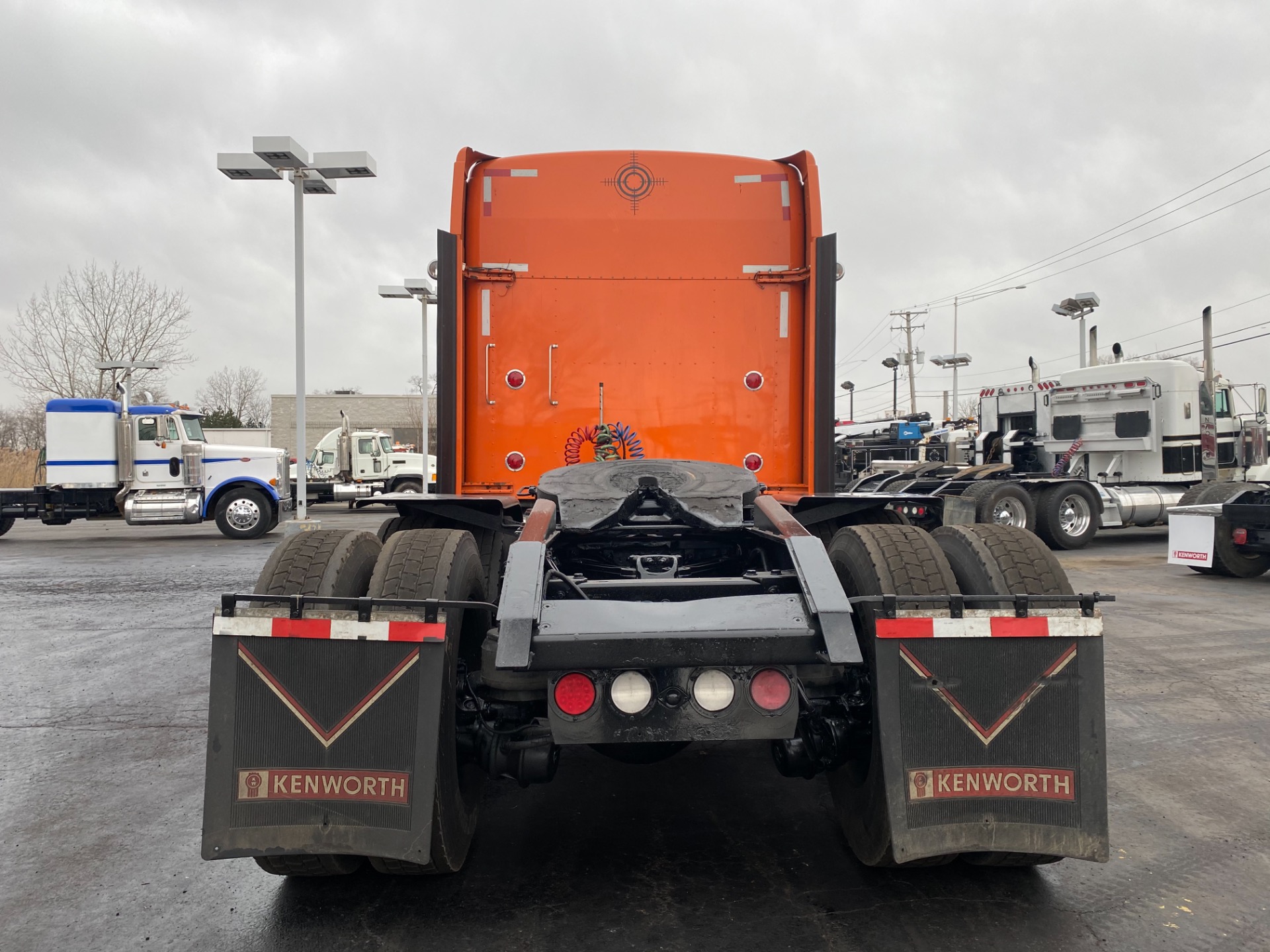 Used-2014-Kenworth-W900