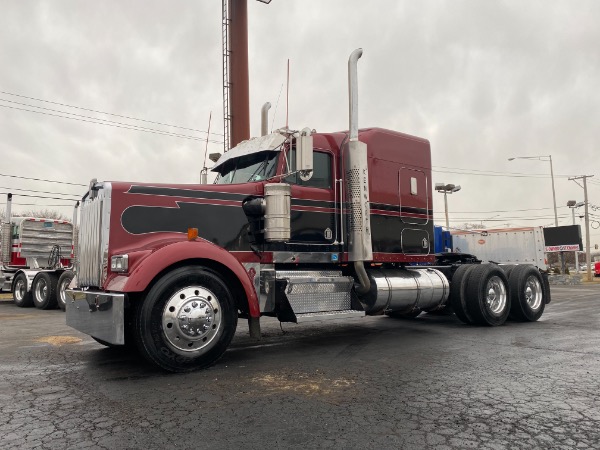 Used 2003 KENWORTH W900 for sale Sold at Chicago Motor Cars in West Chicago IL 60185 3