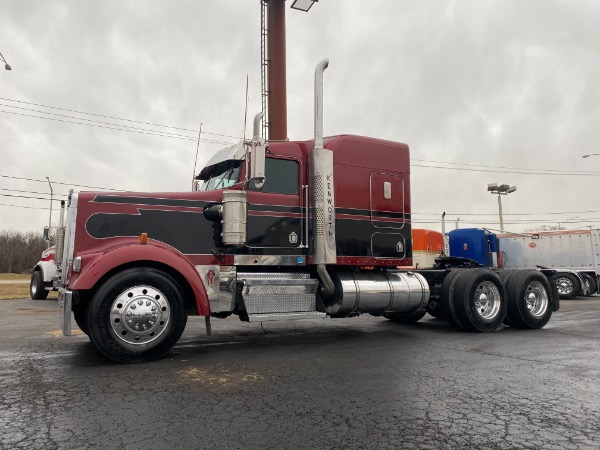 Used 2003 KENWORTH W900 for sale Sold at Chicago Motor Cars in West Chicago IL 60185 4