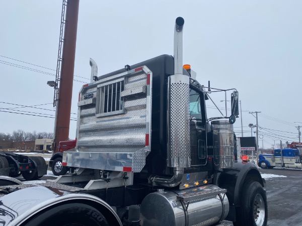 Used-2007-KENWORTH-W900