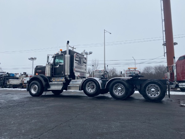 Used 2007 KENWORTH W900 for sale Sold at Chicago Motor Cars in West Chicago IL 60185 3
