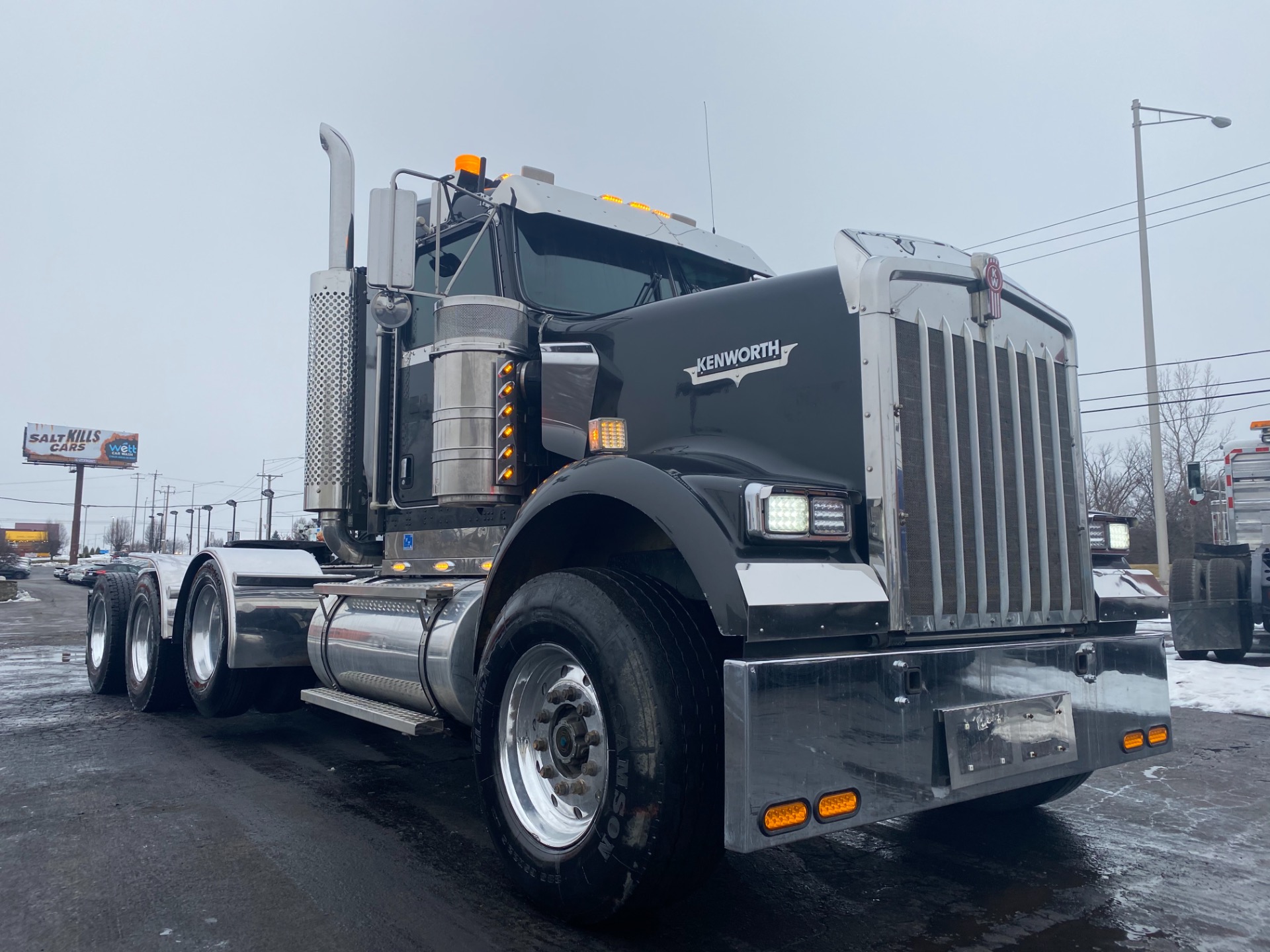 Used-2007-KENWORTH-W900