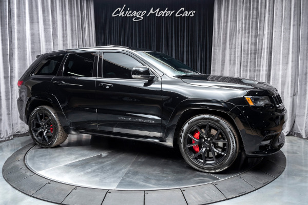 Used 2018 Jeep Grand Cherokee SRT SUV PANORAMIC SUNROOF! HIGH PERFORMANCE AUDIO! for sale Sold at Chicago Motor Cars in West Chicago IL 60185 6